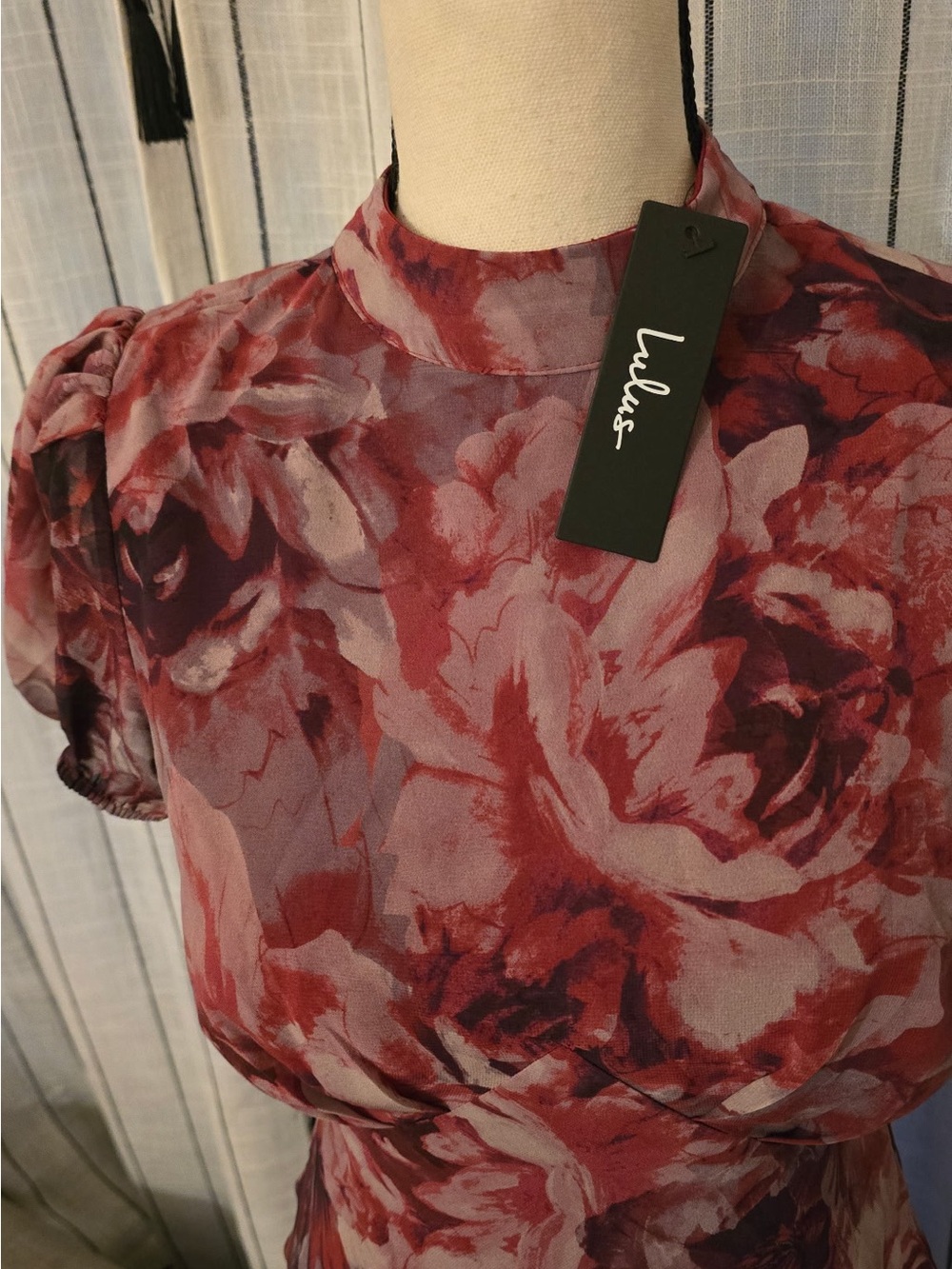 Lulu's Red and Pink Floral Maxi Dress with Puff Sleeves - Picture 2 of 5